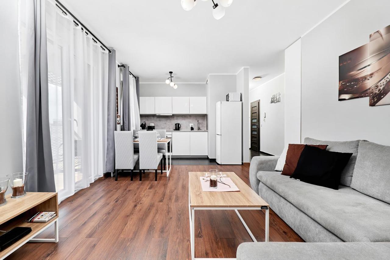 Apartment Wroclaw Sikorskiego With Free Garage By Renters Prestige Luaran gambar