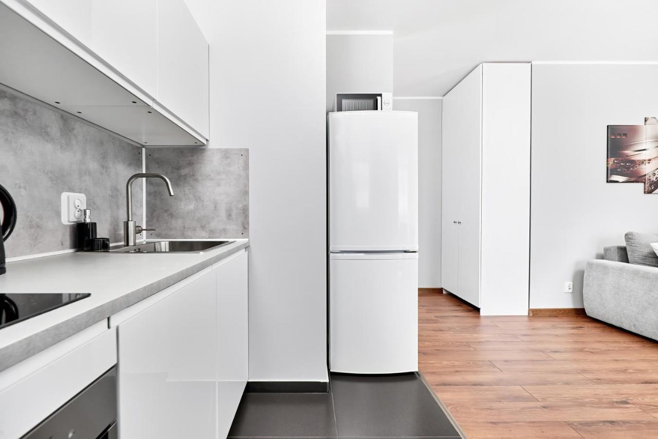 Apartment Wroclaw Sikorskiego With Free Garage By Renters Prestige Luaran gambar