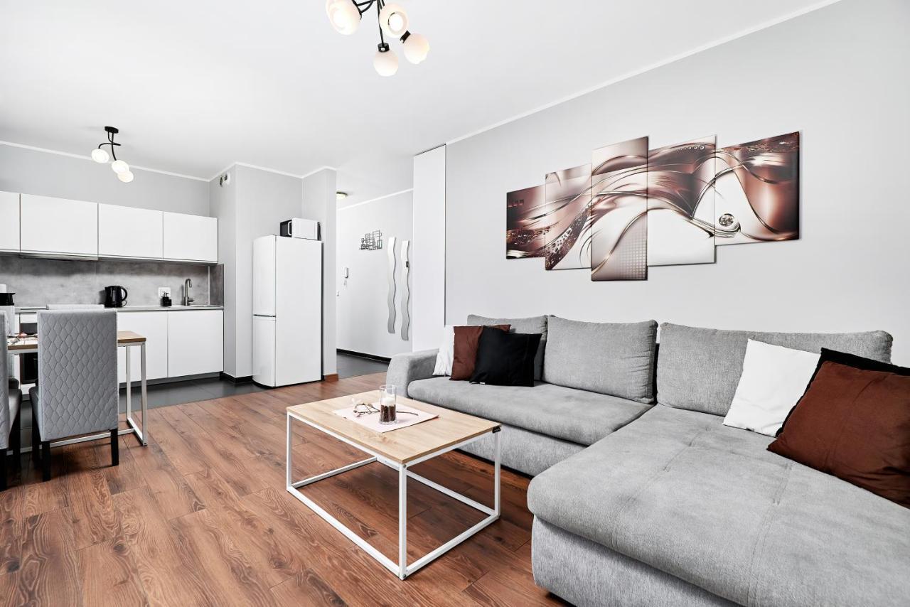 Apartment Wroclaw Sikorskiego With Free Garage By Renters Prestige Luaran gambar