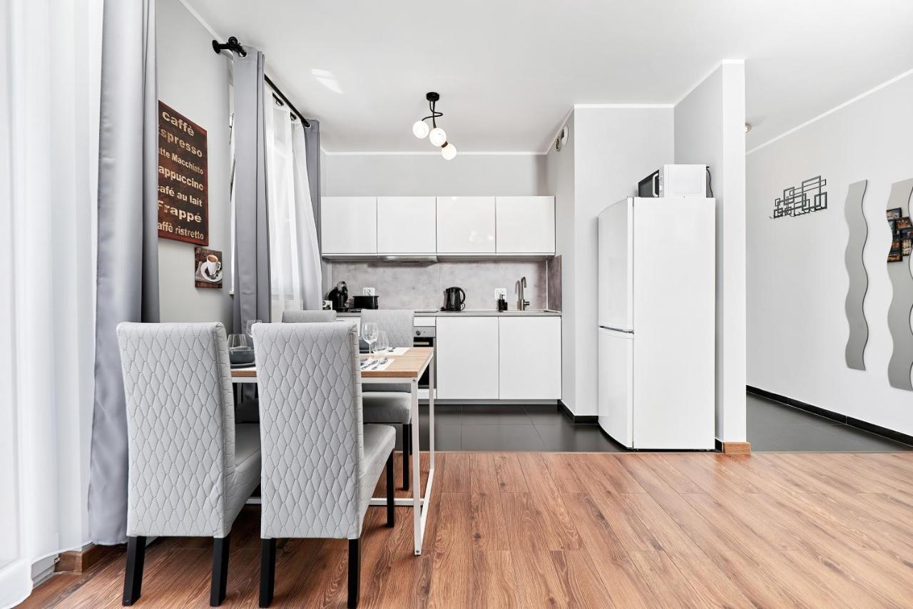 Apartment Wroclaw Sikorskiego With Free Garage By Renters Prestige Luaran gambar