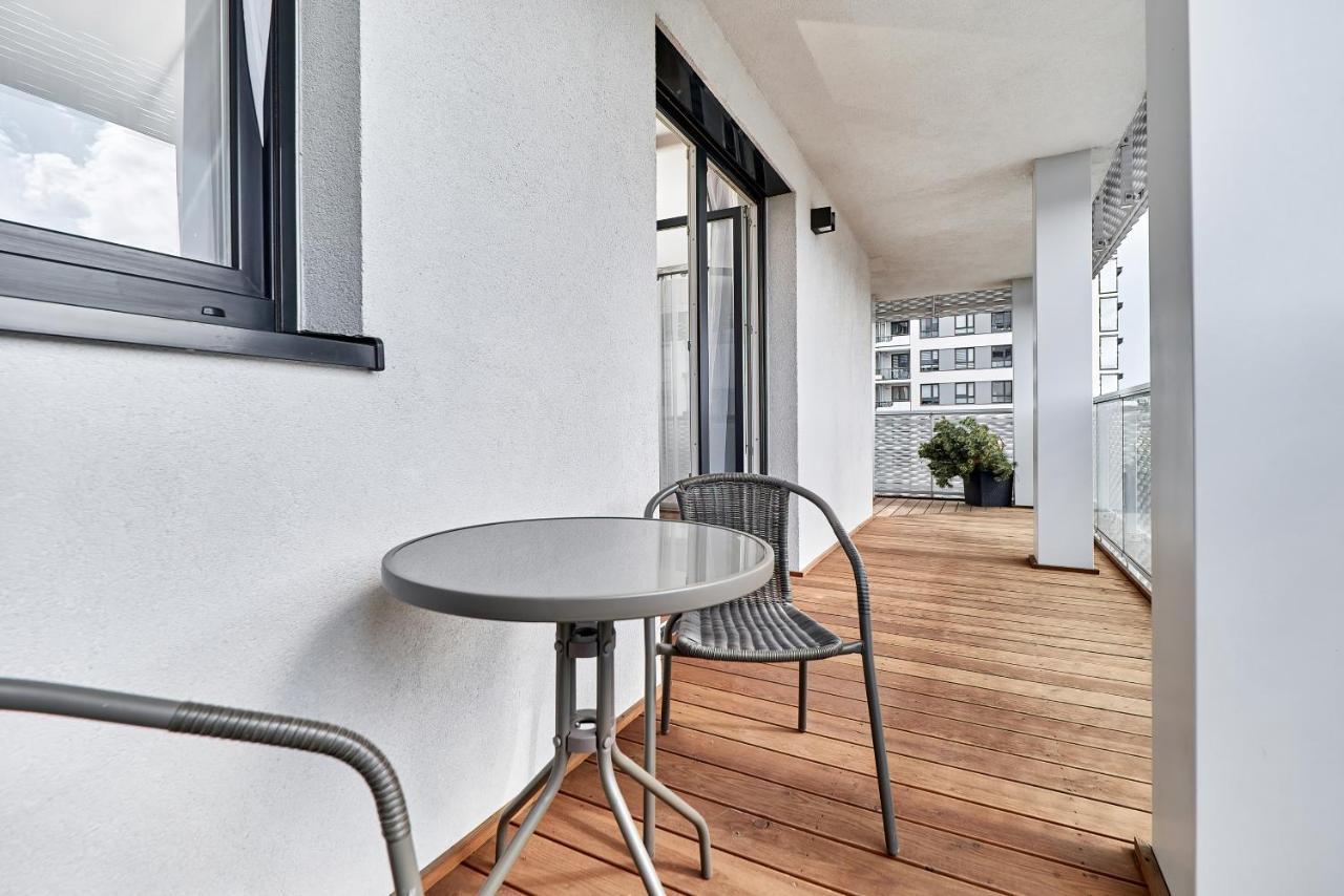 Apartment Wroclaw Sikorskiego With Free Garage By Renters Prestige Luaran gambar